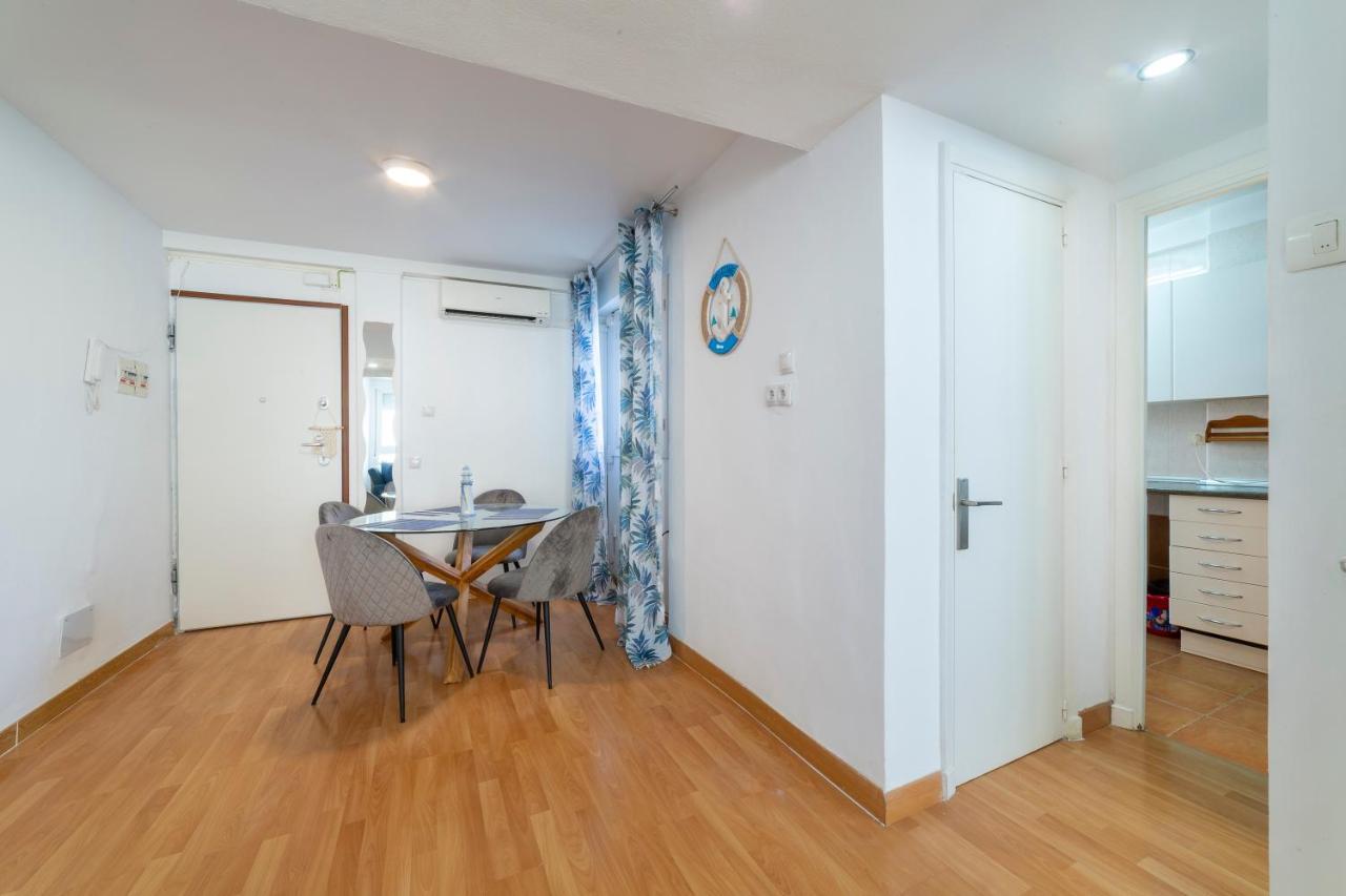 California 14 Fitsuite Almeria Bagian luar foto