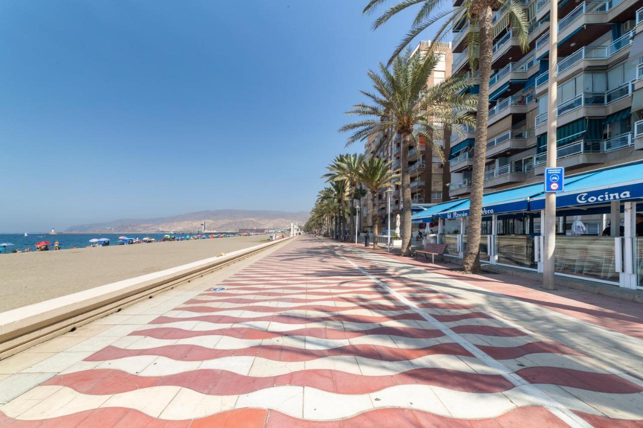 California 14 Fitsuite Almeria Bagian luar foto
